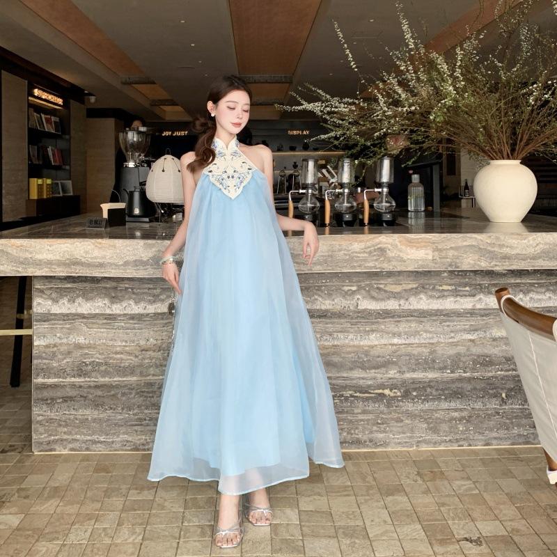 High-end exquisite dress light luxury high-end sense new Chinese style embroidery temperament blue long dress chiffon other