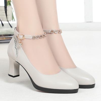 Escarpins à Boucle Monobloc à Décolleté Bas Pointus Imperméables à Plateforme Chaussures de Défilé Modèle Chaussures en Cuir Confortables
