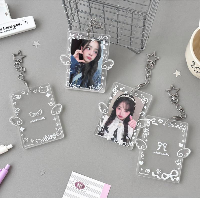 Clear Acrylic Photo Card Holder Lovely Wing Print Star Keychain Anti-drop for K- Fans Card Display Ornament