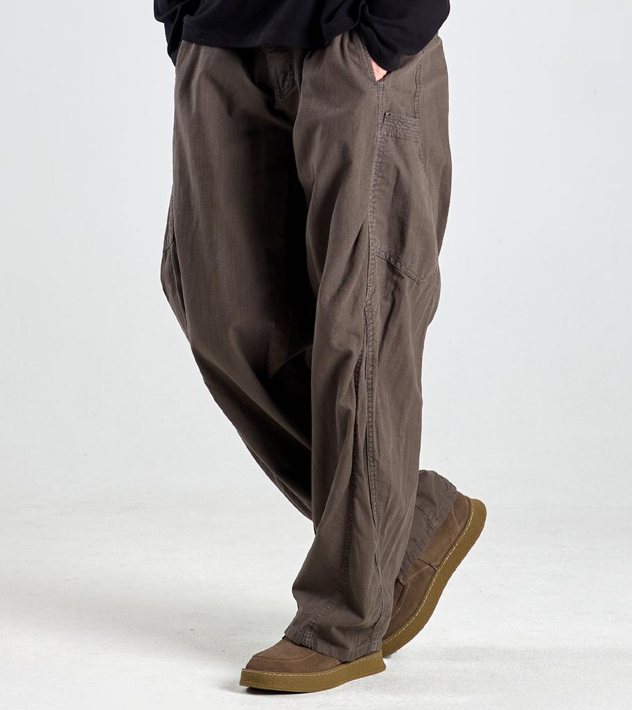 Beoteunseoul Utility Curved Cotton Banding Pants (Dark Brown)