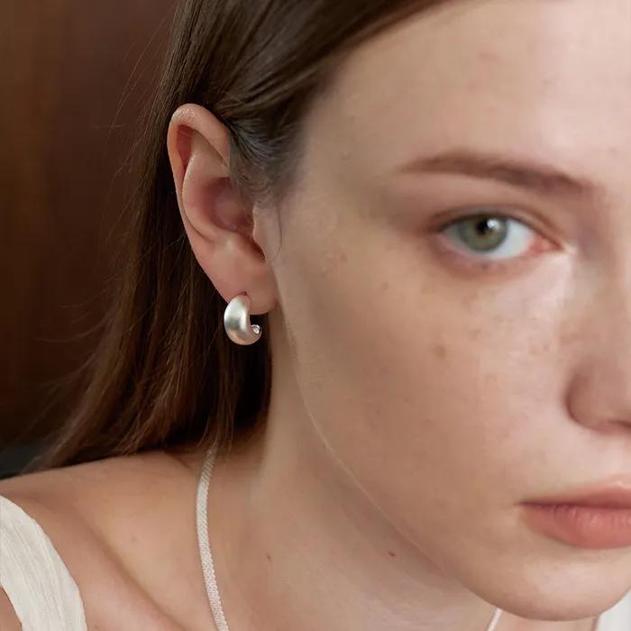 AT002 AFTER MATT EARRING