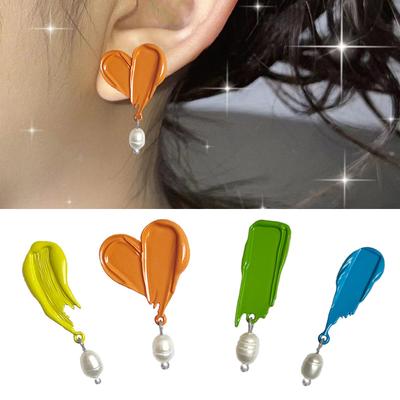 Künstlerische Ölmalerei Inspirierte Ohrringe Asymmetrische Ohrringe Geeignet für Trendsetter, die einzigartige Accessoires suchen