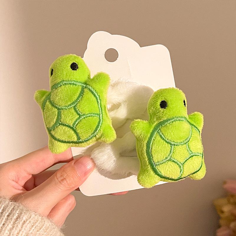 Cute Cartoon Plush Heart Hair Clip – Girly Side Bangs Bendy Accessory
