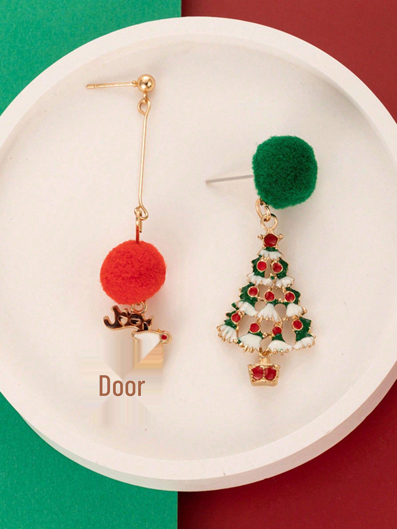 

Милі сережки-сердечка з помпонами від Санти | Не потребують проколу вух