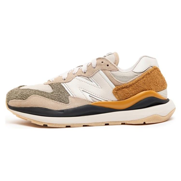 

Кроссовки унисекс New Balance 57/40 Moon Ash Golden Hour кремовые M5740TRA 43