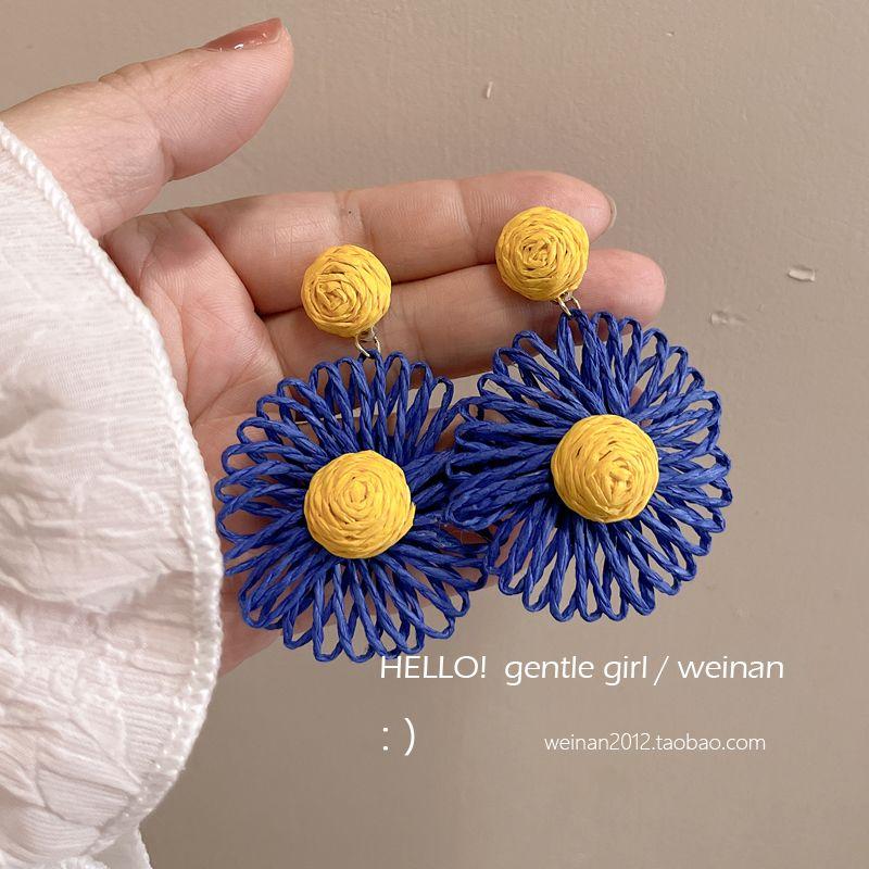 

Grass Green Handmade Exaggerated Large Flower Earrings Travel Photos Vacation Summer Suitable for Seaside Earrings Girlish Style Ornament Pair of sapphire blue and yellow stud earrings