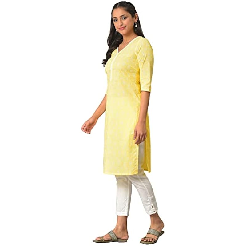 

Aurelia Women s Cotton Regular Yellow Floral Printed V-Neck Kurta (23FEA13899-506697 M