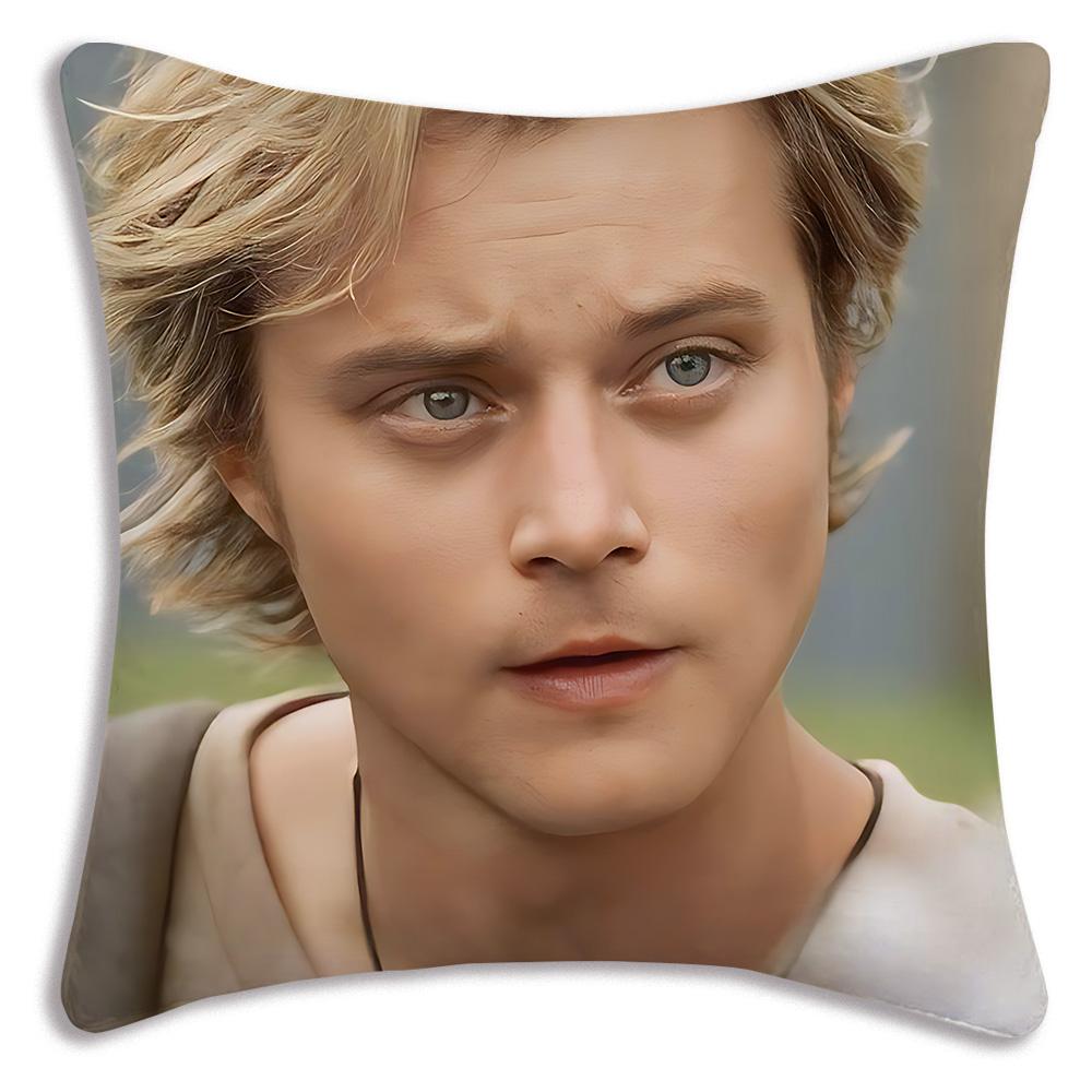

Pillow Covers Cartoon Rudy Pankow JJ Maybank Sofa Decorative Home Doublesided Printing Short Plush Cute Cushion Cover 30X30cm