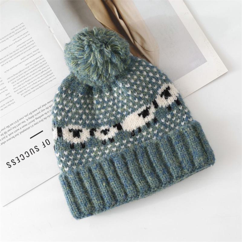 Fair Island Red Hat Women's Autumn and Winter Cute Wool Hat Showing a Small Face Warm Knitted Hat Ear Protector Cold Hat