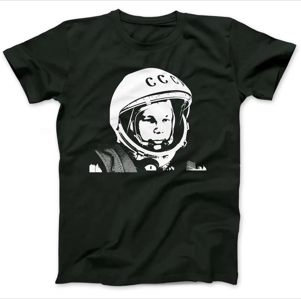 Fashion Yuri Gagarin Tribute Soviet Astronaut TShirt Cotton CCCP Vostok Graphic Tshirt Fitnees Tees Tops Oversized Unisex T Shirt