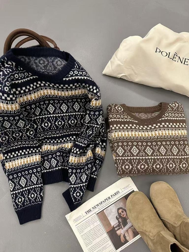 Women's Retro Fair Isle Crew Neck Pullover: Autumn/Winter Fashion Slimming Knitted Sweater