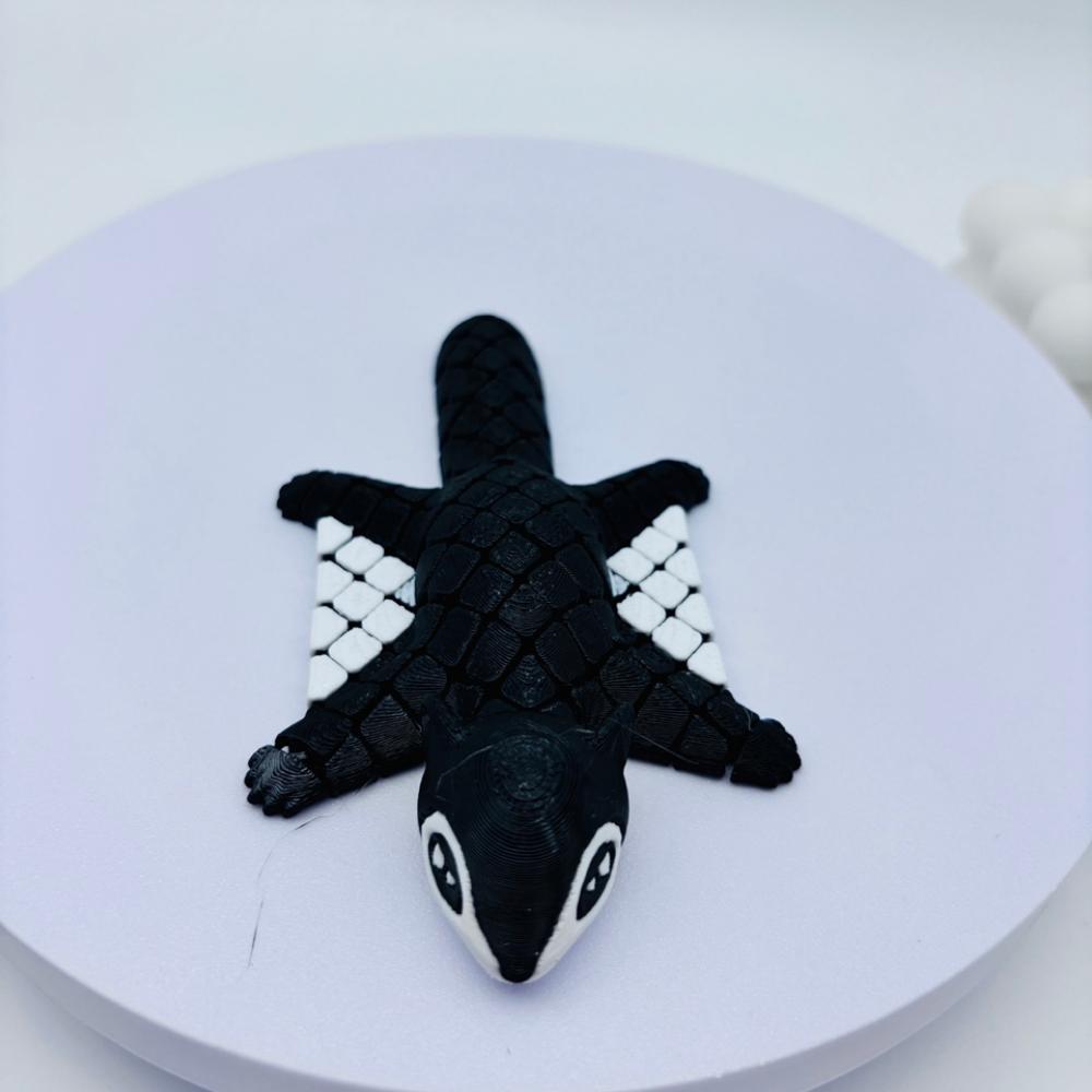 

3D printing of movable sugar gliding mouse statues, movable limbs, and tails, suitable for indoor and outdoor animal decoration