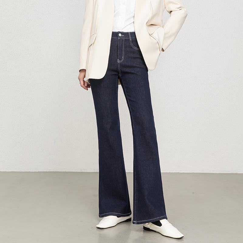 

Women s Thickened Denim Flared Pants - No Fade, Winter 2025 Style (22502H) Size 32 темно-синього кольору