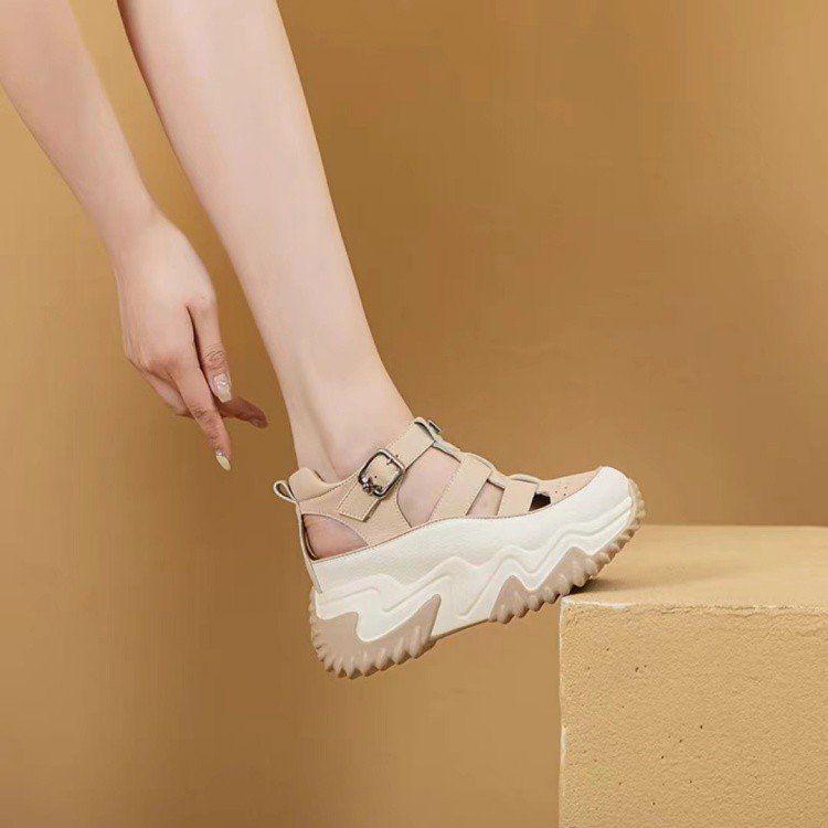 Thick-soled Hollow Dad Shoes Women's 2025 Summer New Fashion Sandals Women's Height-increasing Casual Versatile Non-slip Sneakers