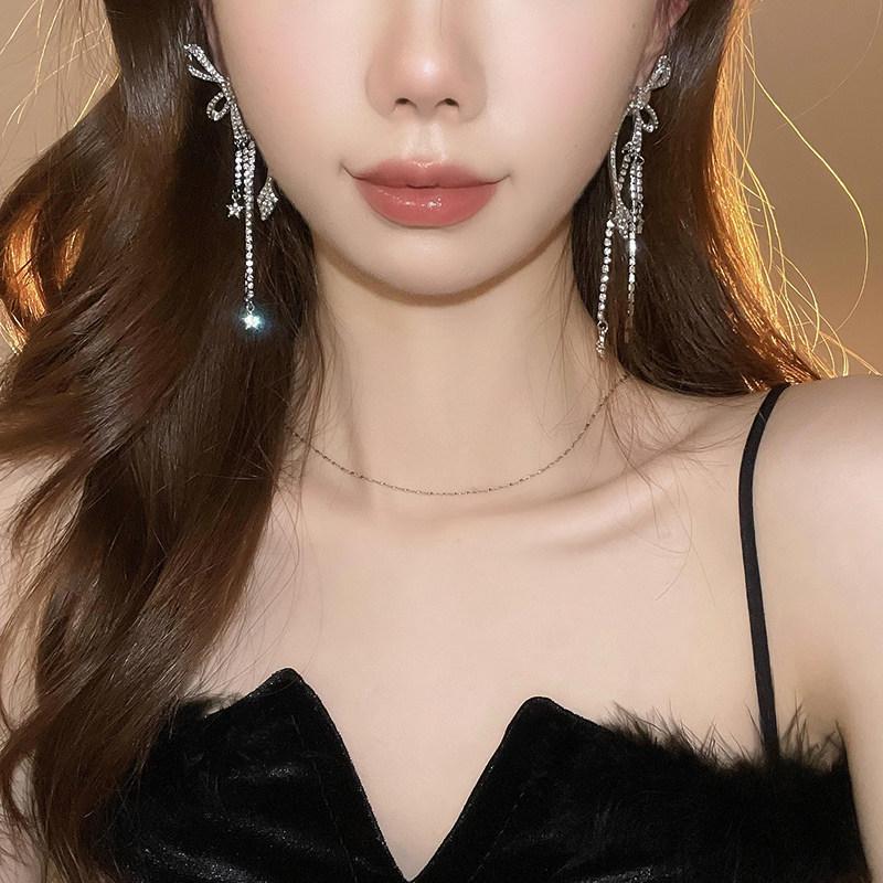 Korean Style Rhinestone Bow & Star Tassel Earrings - Light Luxury, High-End Feel, Fashionable Stud Jewelry