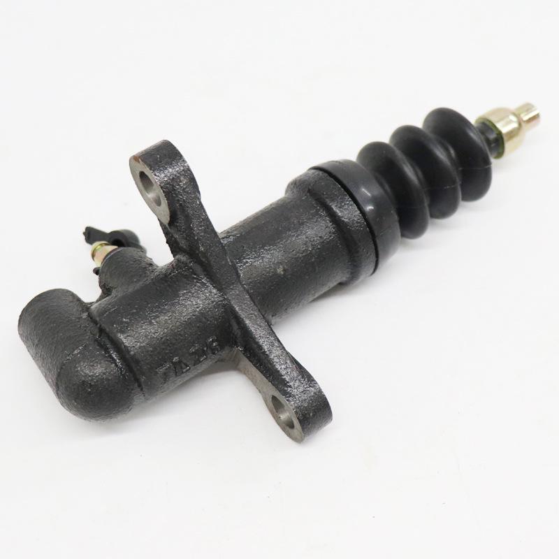 Isuzu Qingling TFR16 Pickup/Trooper/Baodian Clutch Slave Cylinder Gasoline Booster Pump