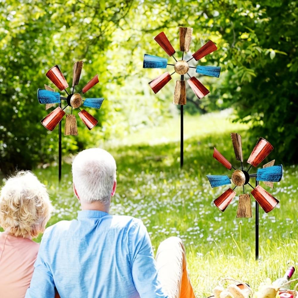 Kreativ metallvindmølle utendørs dekorasjon smijerns hagepynt flyform mote vindmølle egnet for jul Halloween hjemmedekorasjon