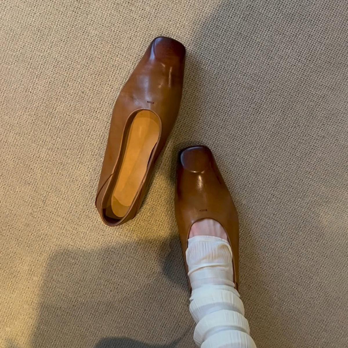 

Sheepskin~ Minimalist row style leather versatile flat-bottomed laden shoes one pedal retro light mouth single shoes square head polishing shoes 35