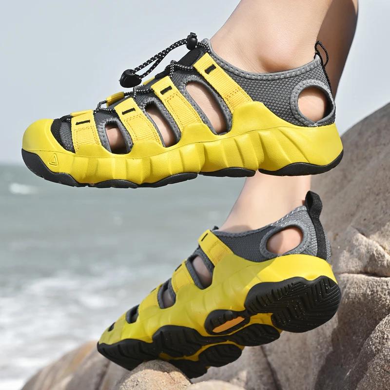 Schnelltrocknende Wading Aqua Sandalen Original Herren Atmungsaktive Ausgehöhlte Schuhe Neu Rutschfest Herren Sommer Sneakers