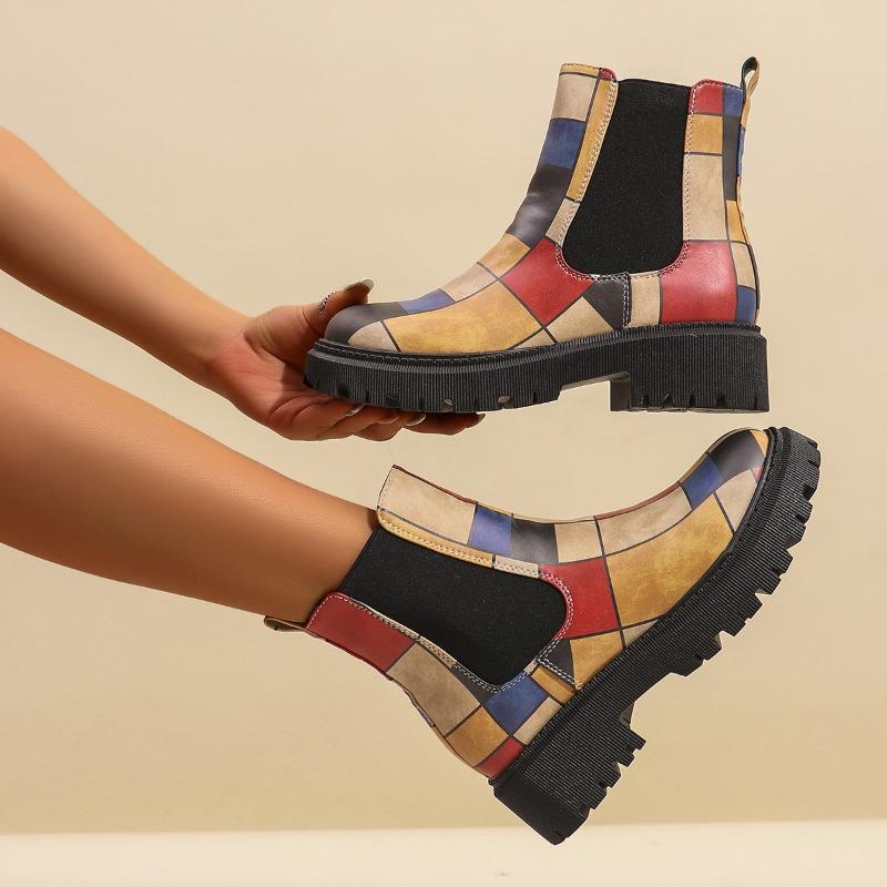 Autumn and winter new printed Martin boots large size wind casual fashion one-pedal women's boots