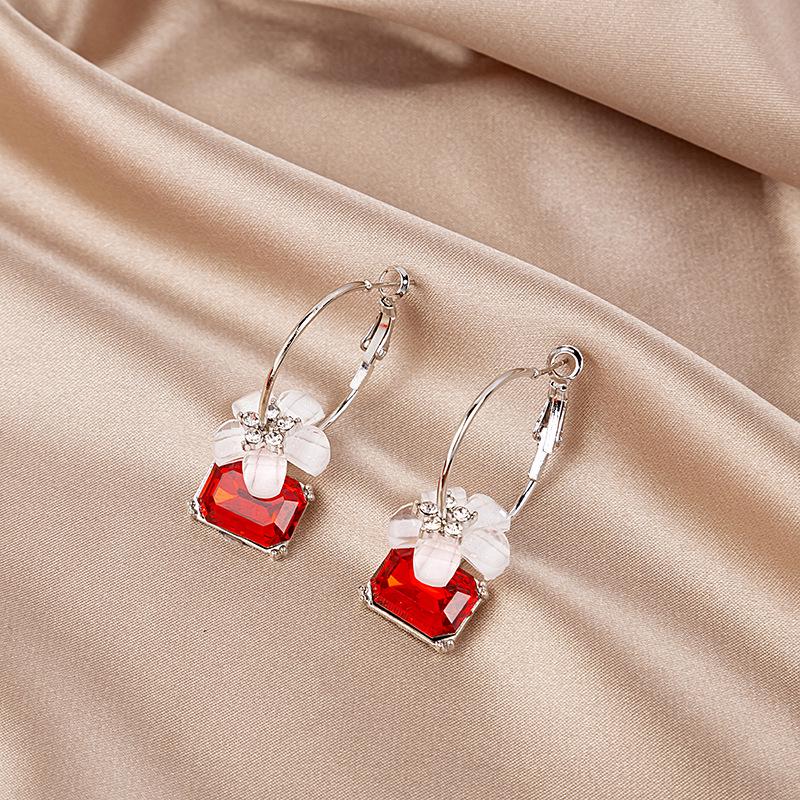 Saphirkristall Kamelien-Ohrringe: Lang, elegant 925er Silber mit Diamantakzenten