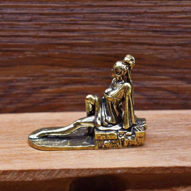 Brass Desktop Decoration Tea Pet Small Sitting Statue Classical Beauty Home Craft Ornament