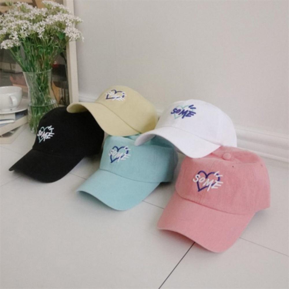 New Arrivals Open Run Women Pastel Heart Embroidery Cap Spring Summer