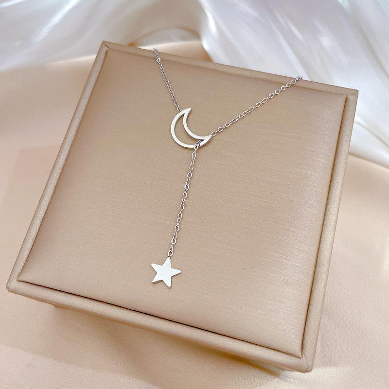 Star And Moon Geometric Niche Design Simple Pendant Short Collarbone Chain Korean Version Cold Wind Neck