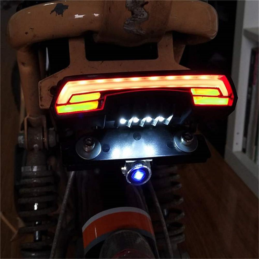 Motorcycle Light Tail Rear Brake Stop Double Flash Warning Dynamic Turn Signal