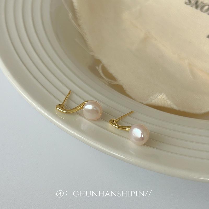 Natural Freshwater Pearl Temperament Painless Mosquito Coil Disc Ear Clips Women's Ear Piercings Integrated Earrings