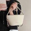 Spring and Summer Hot-selling Models, Niche Fashion and High-quality Lychee Pattern Bucket Bags, Casual Foreign Style Commuting Versatile Messenge