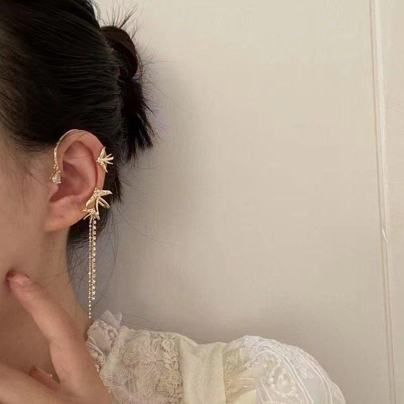 

Элегантные серьги-кисточки в форме ласточки из французского циркона: Непроколотый, универсальный дизайн для женщин