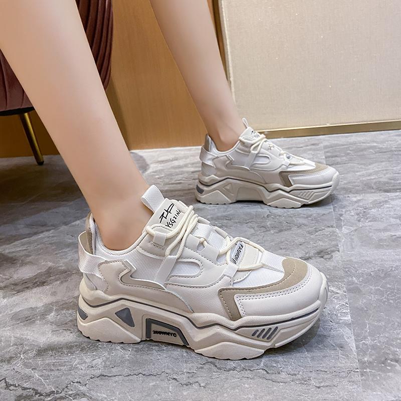 Neue Damenschuhe, modische, farblich passende, sportliche, lässige, atmungsaktive Papa-Schuhe aus Mesh