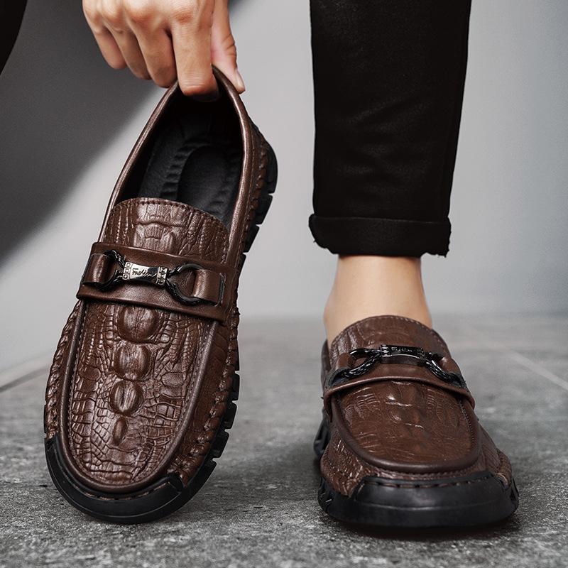 Large size men's beanie shoes crocodile pattern business men's casual leather shoes hand-sewn one-pedal lazy shoes