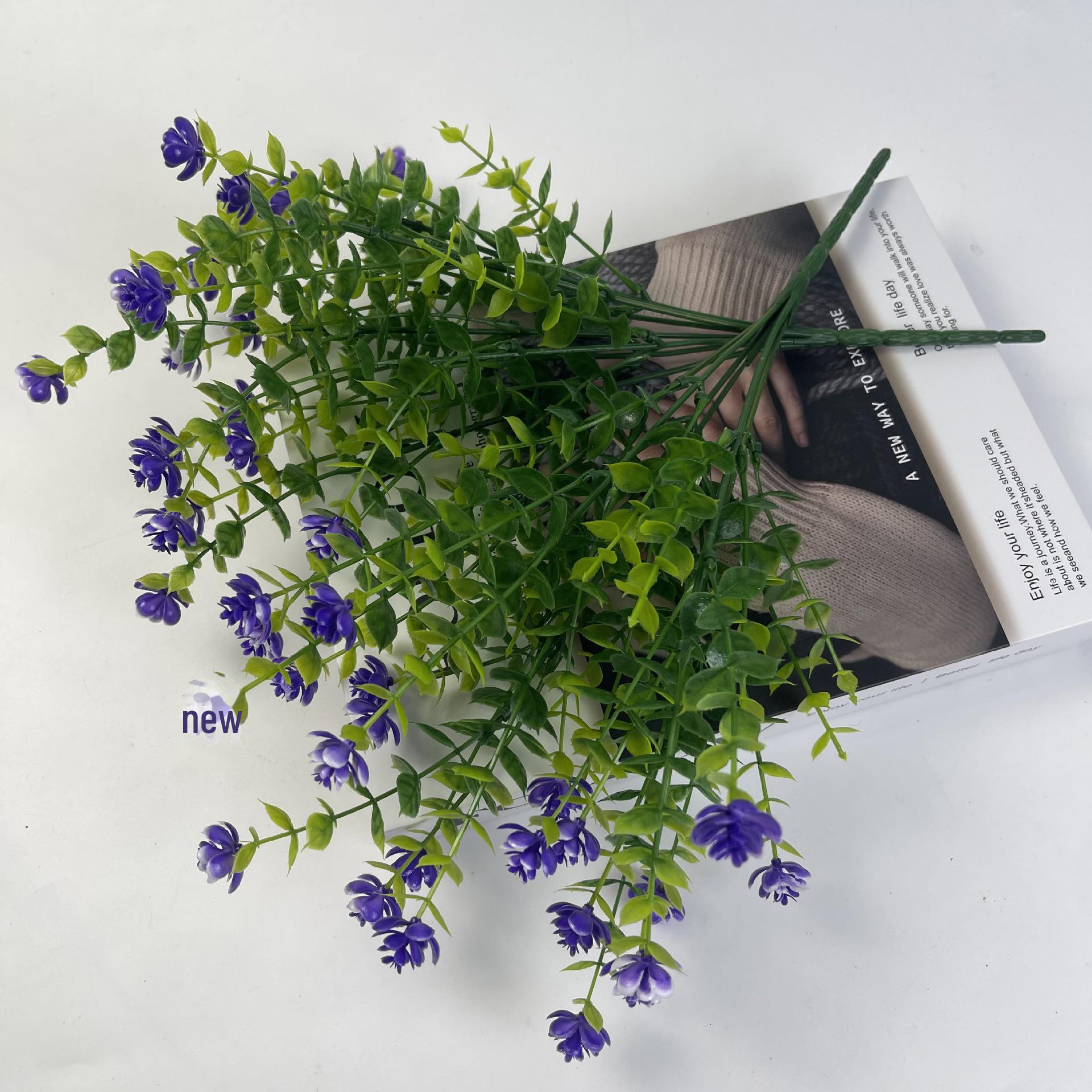 

Букет евкаліптових троянд Камелії з семи куточками - штучні квіти синій