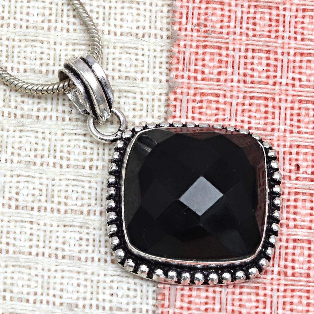 Black Spinal  Pendant Gemstone Jewelry Handicraft Valentine'Day Gold