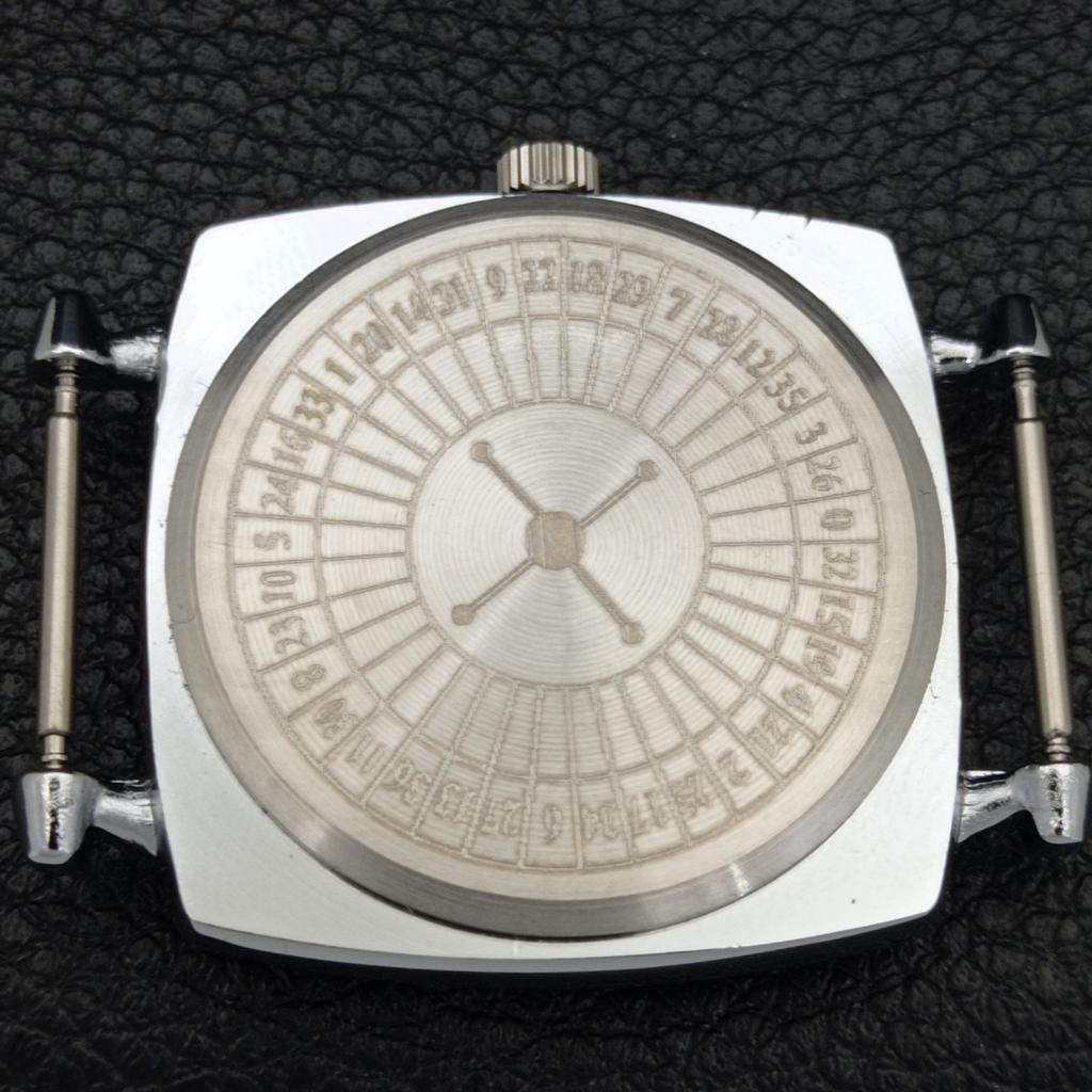 VINTAGE REFURBISHED HAND-WINDING ROULETTE SWISS MENS WHITE DIAL WATCH a700917-5 R205a-a700917
