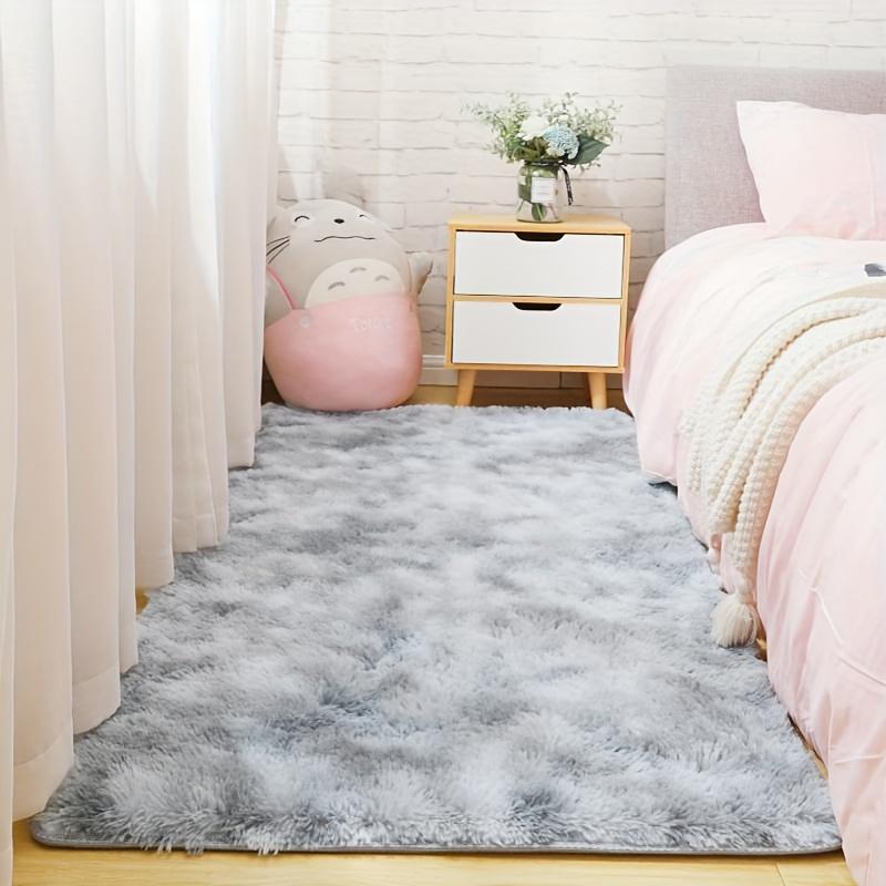 1pc Ultra-Soft Fluffy Shaggy Rug Plush Fuzzy Texture for Bedroom & Living Room Non-Slip Bottom Trendy Light Grey Ideal Indoor Accent Rug