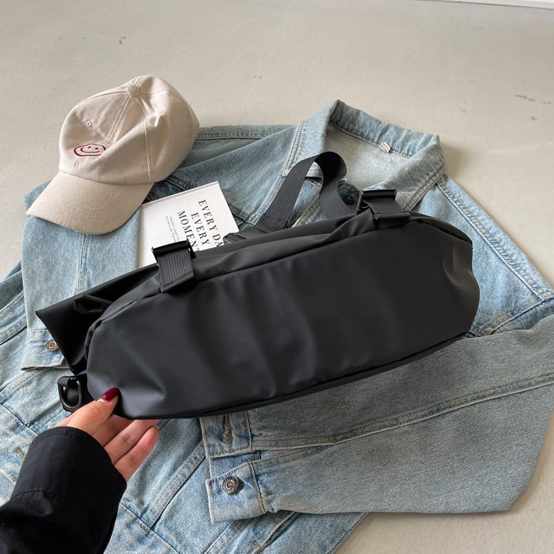 Sports Crossbody Bag Women's Commuter Bag Riding Backpack Large Capacity Shoulder Bag