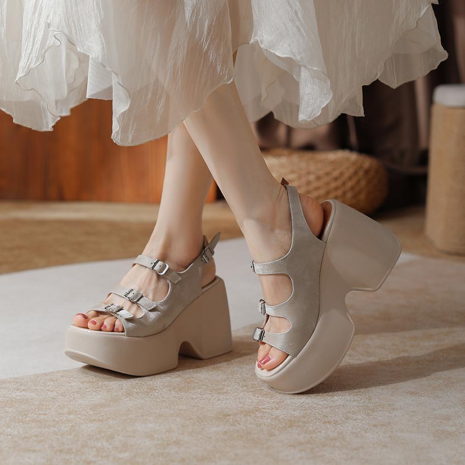 Thick-soled Fashionable Beach Sandals for Women In Summer Simple and Versatile High-heeled Sandals for Women