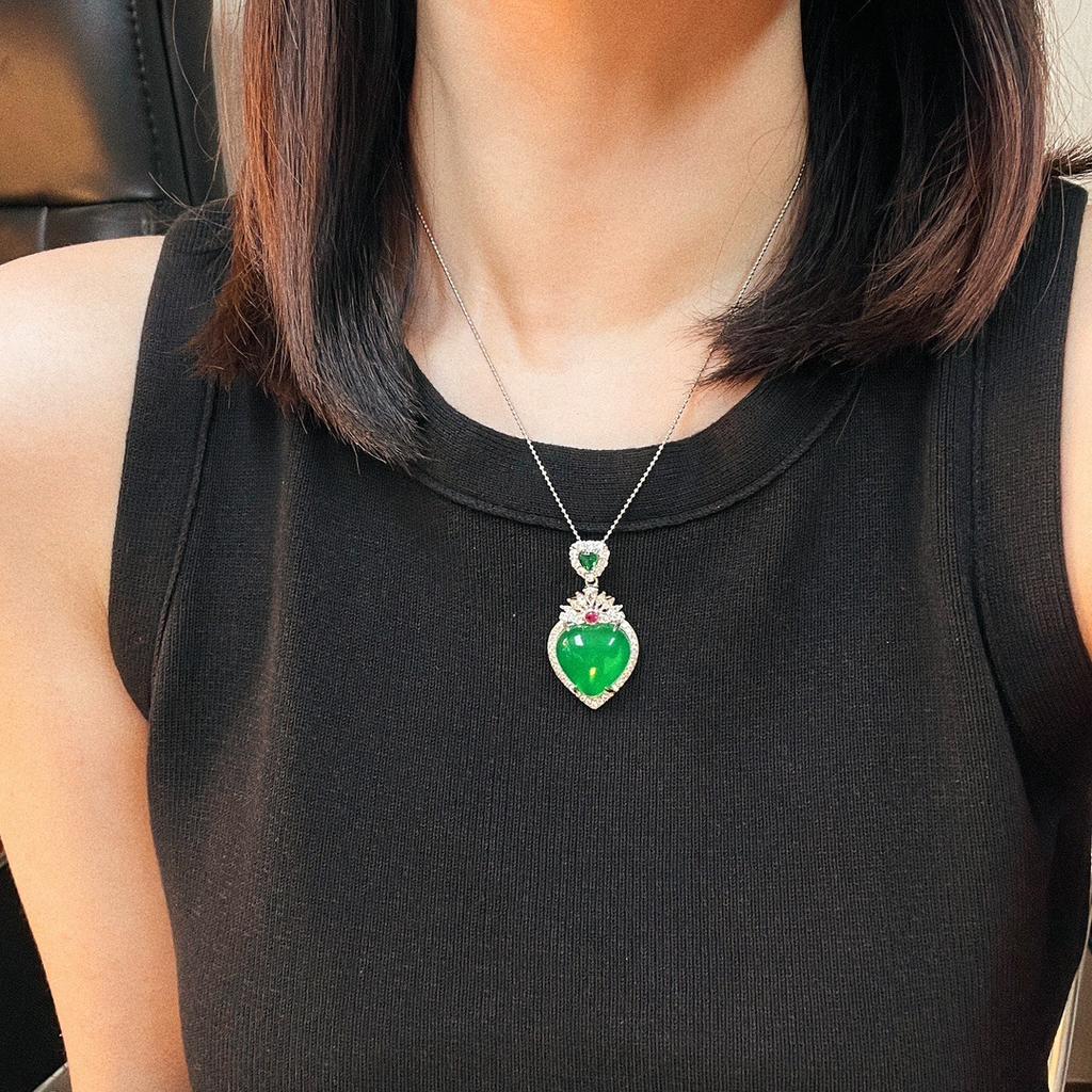 Full Green Yang Green Natural Agate Green Chalcedony Pendant Female Opening Slightly Inlaid, Real Shot Fidelity