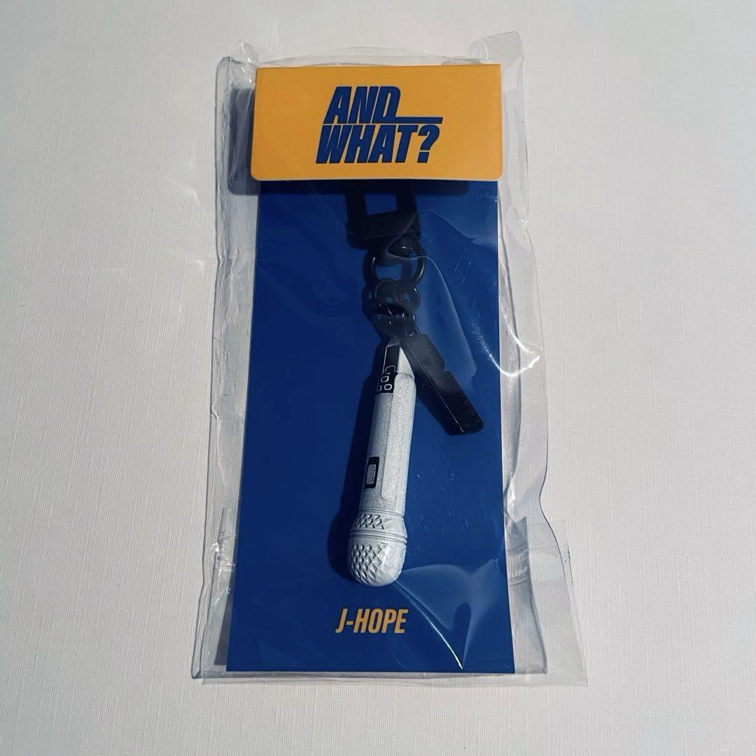 

[Б/У] J-HOPE AND_WHAT Микрофон-брелок для хобби