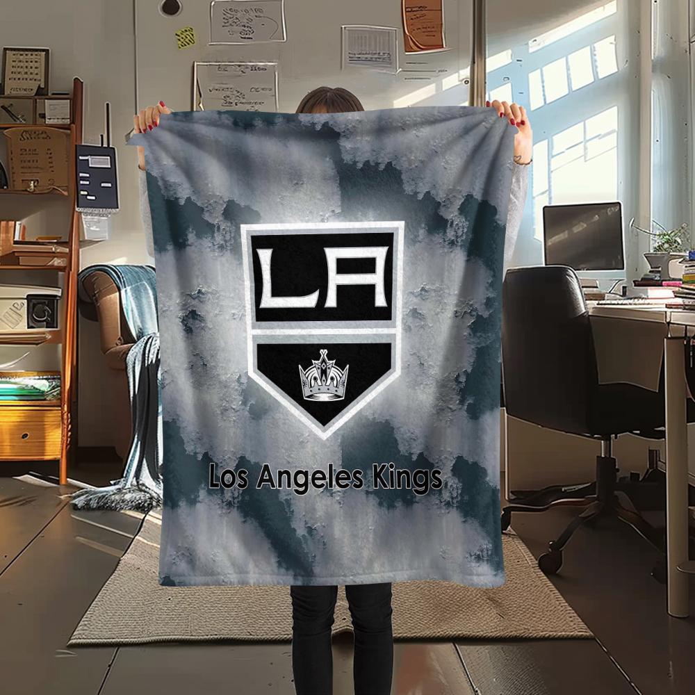 

1Pc Los Angeles Kings Print Flannel Blanket, High quality Comfortable for All Seasons, Home Decor, Warmth and Comfort, Perfect for Gifts 80cm x 120cm