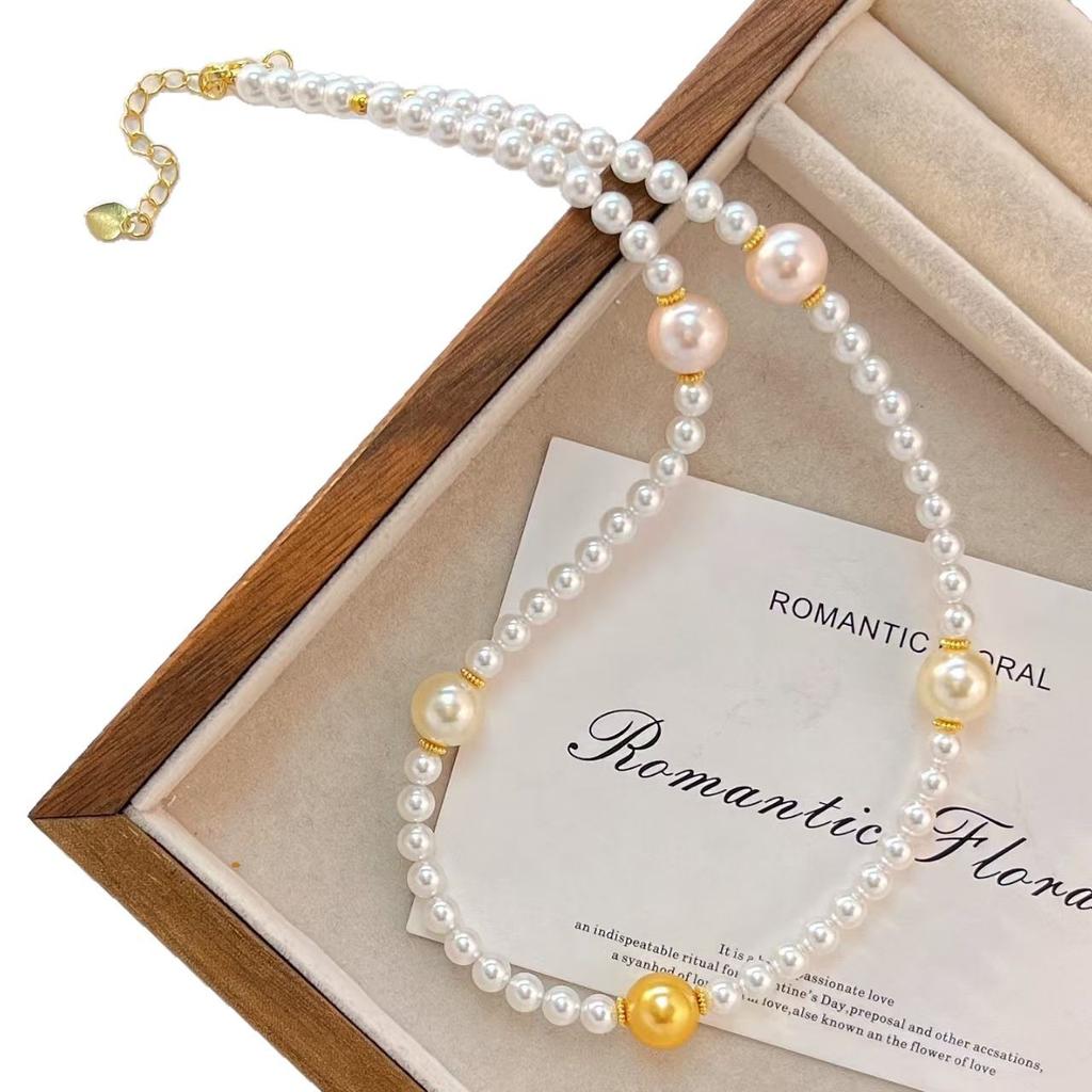 Collier ras du cou de haute qualité, style rétro bohème chic, orné de perles de cristal artificielles multicolores.