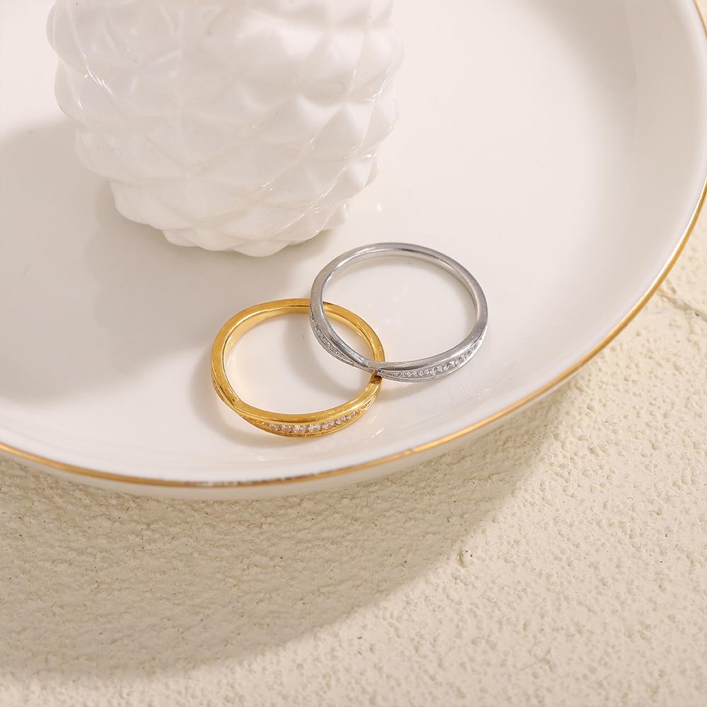 CARLIDANA Unisex High-End Stainless Steel Zircon Ring Crossover Shape Fashionable Light Luxury Exquisite Ins Index Finger Ring