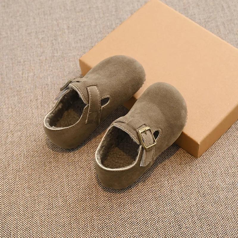 Children Flat Shoes Suede for Winter Kids Moccasins Non-slip Soft Sole New Boys Girls Leather Shoes Warm Retro Trendy