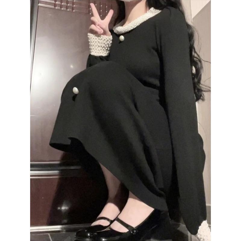 High-end Exquisite and Super Good-looking Coat with Black Knitted Dress Inside, Women's Autumn Temperament, High-end Small Black Dress