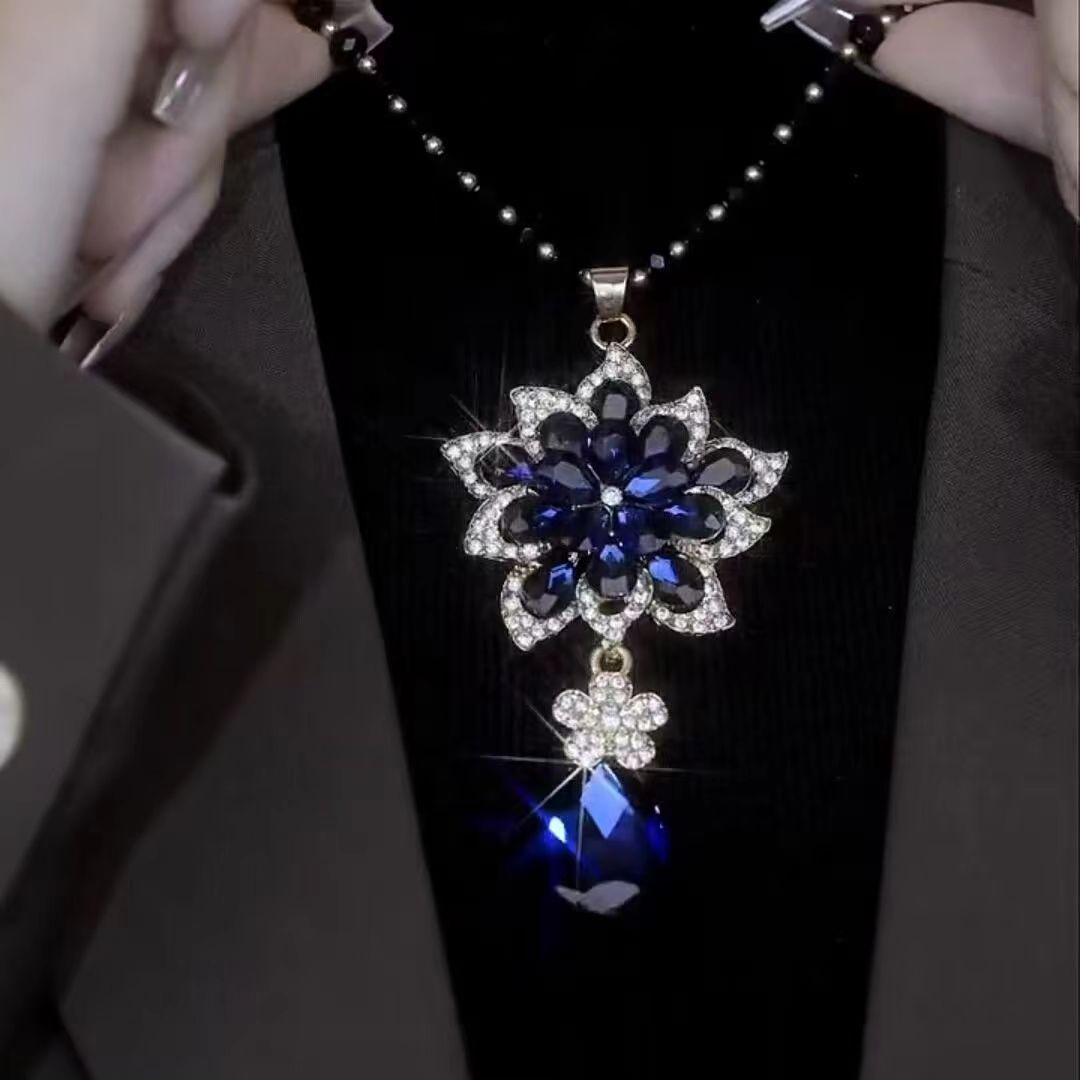 

Модное длинное ожерелье с подвеской в виде цветка синий