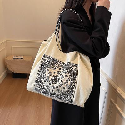 Retro Fashion Portable Large-capacity Bag Women's 2025 New Autumn and Winter Ethnic Style Tote Bag Feeling Shoulder Bag