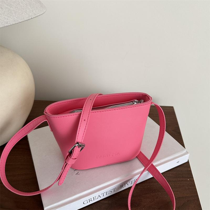 Korean Mini Bucket Bag Trendy Simple PU Leather Shoulder Bag For Girls Casual Daily Shopping Travel School Fashion Satchel